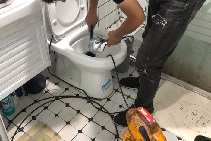 民丰疏通下水道